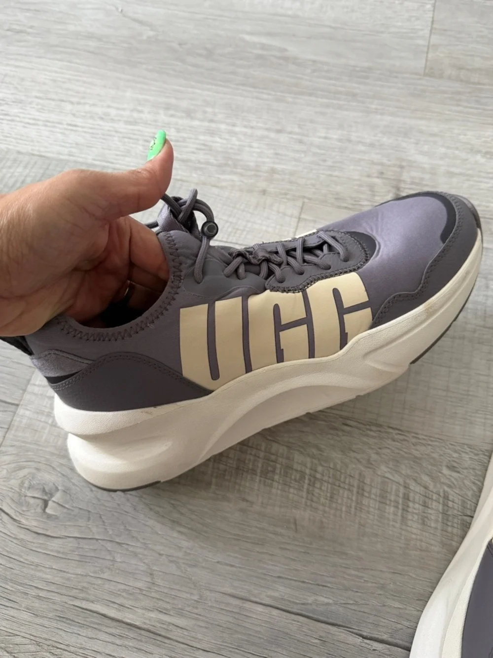 UGH La Daze Women's Sneakers - Picture 4 of 6